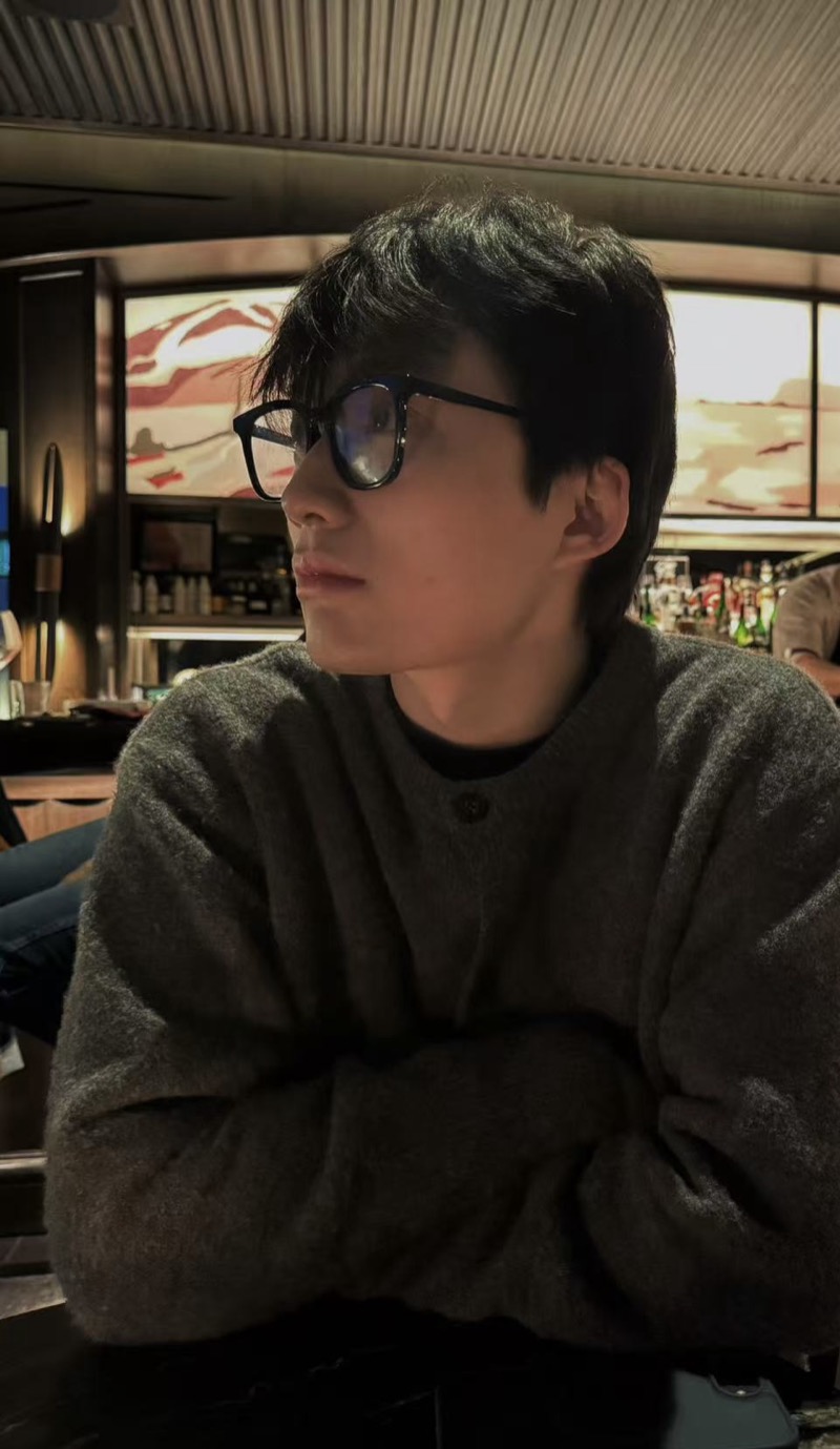 Portrait of Junwei Quan
